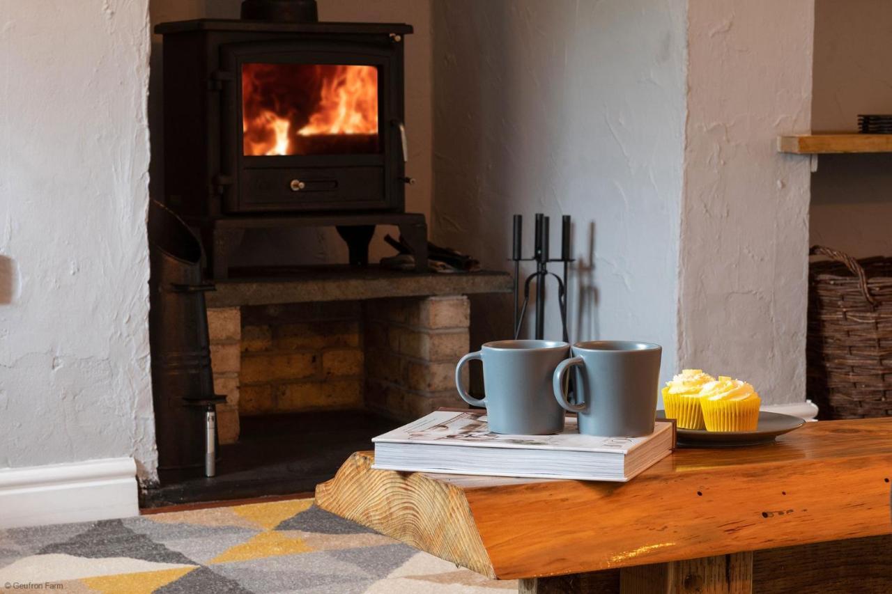 Farmhouse & Cottage At Geufron Farm - Dog Friendly Bryn-crug Exterior photo