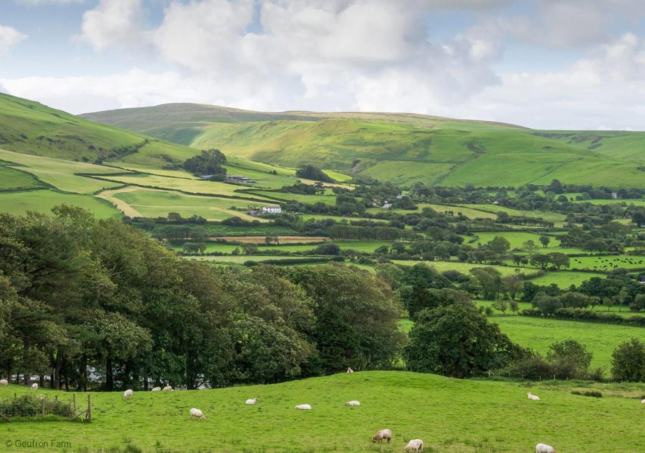 Farmhouse & Cottage At Geufron Farm - Dog Friendly Bryn-crug Exterior photo
